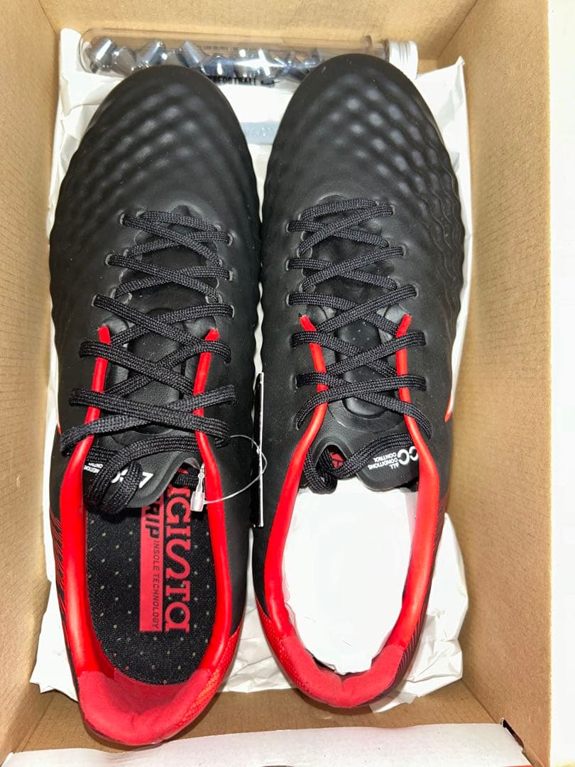 新品 ナイキ サッカースパイク マジスタ オーパス2 SG-pro 28cm