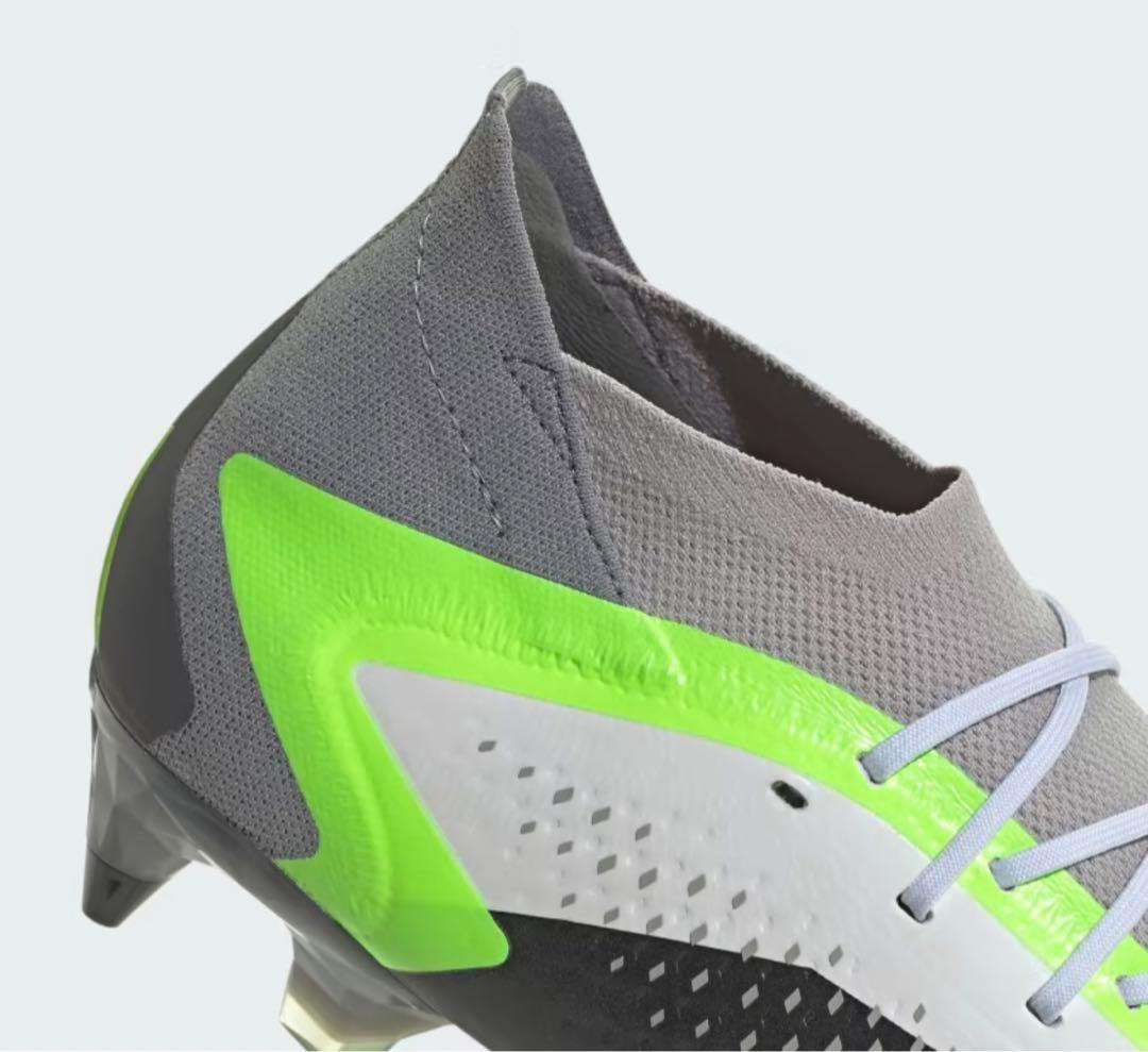 新品 28cm アディダス プレデター アキュラシー.1 サッカースパイク