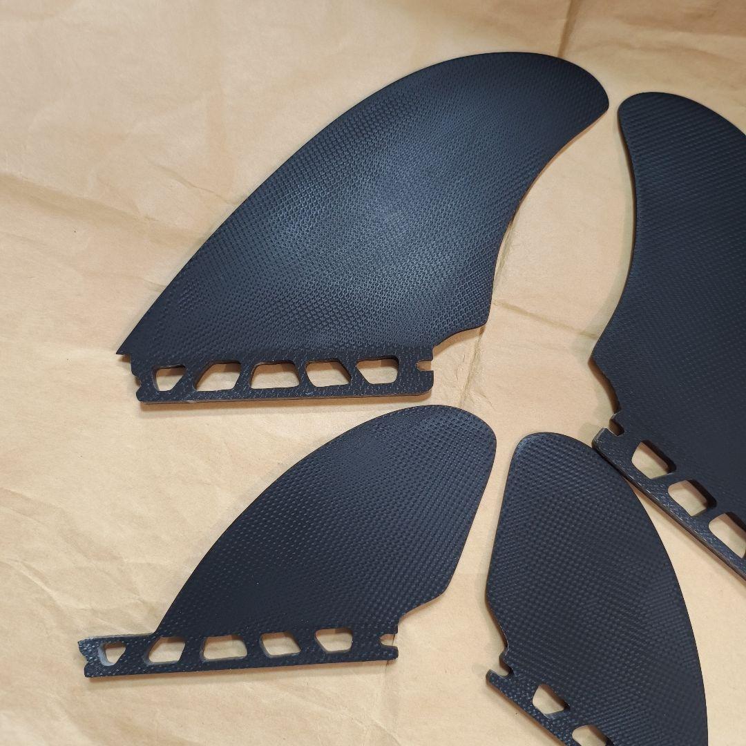 マチャドクワッド系　フューチャーフィン対応　フィン　ファイバーグラス製