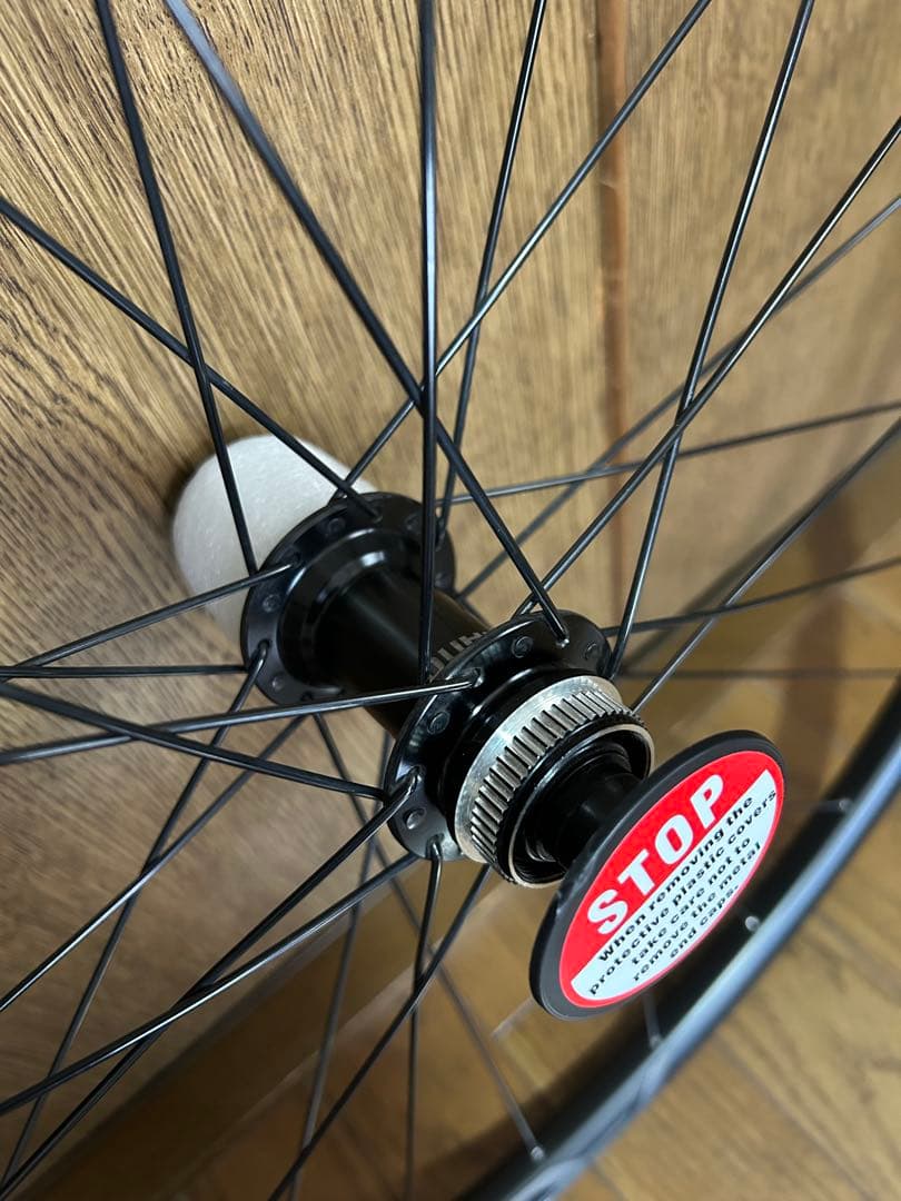 シマノ　ホイール（SHIMANO）　　　ロードバイク　ディスク用　700C