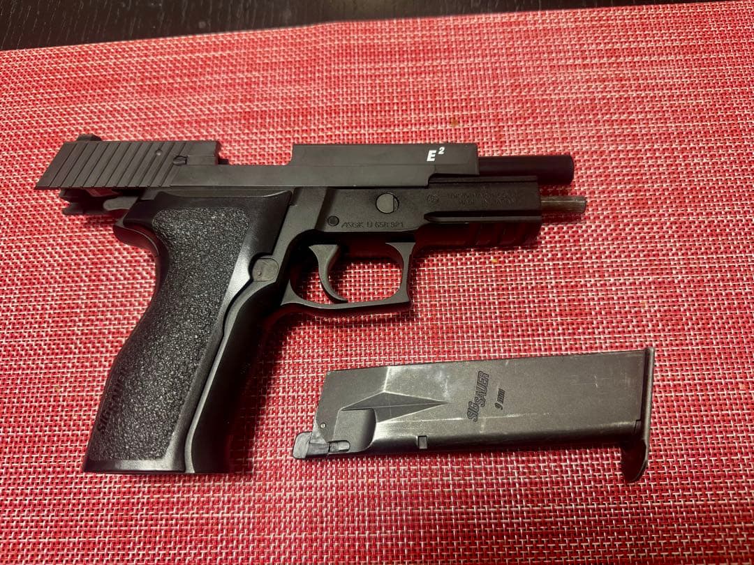 東京マルイ　SIG P226E2
