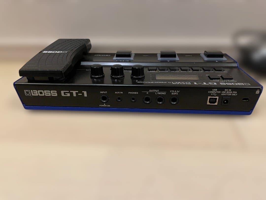 ギター BOSS GT-1 Guitar Effects Processor