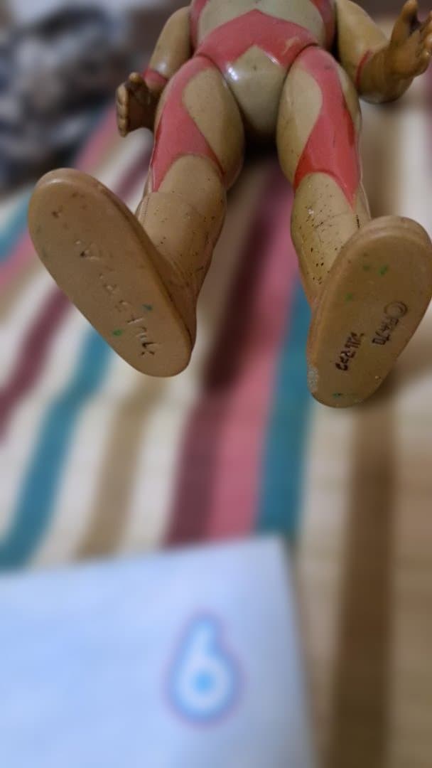 昭和レトロウルトラマンエースフィギュアブルマック