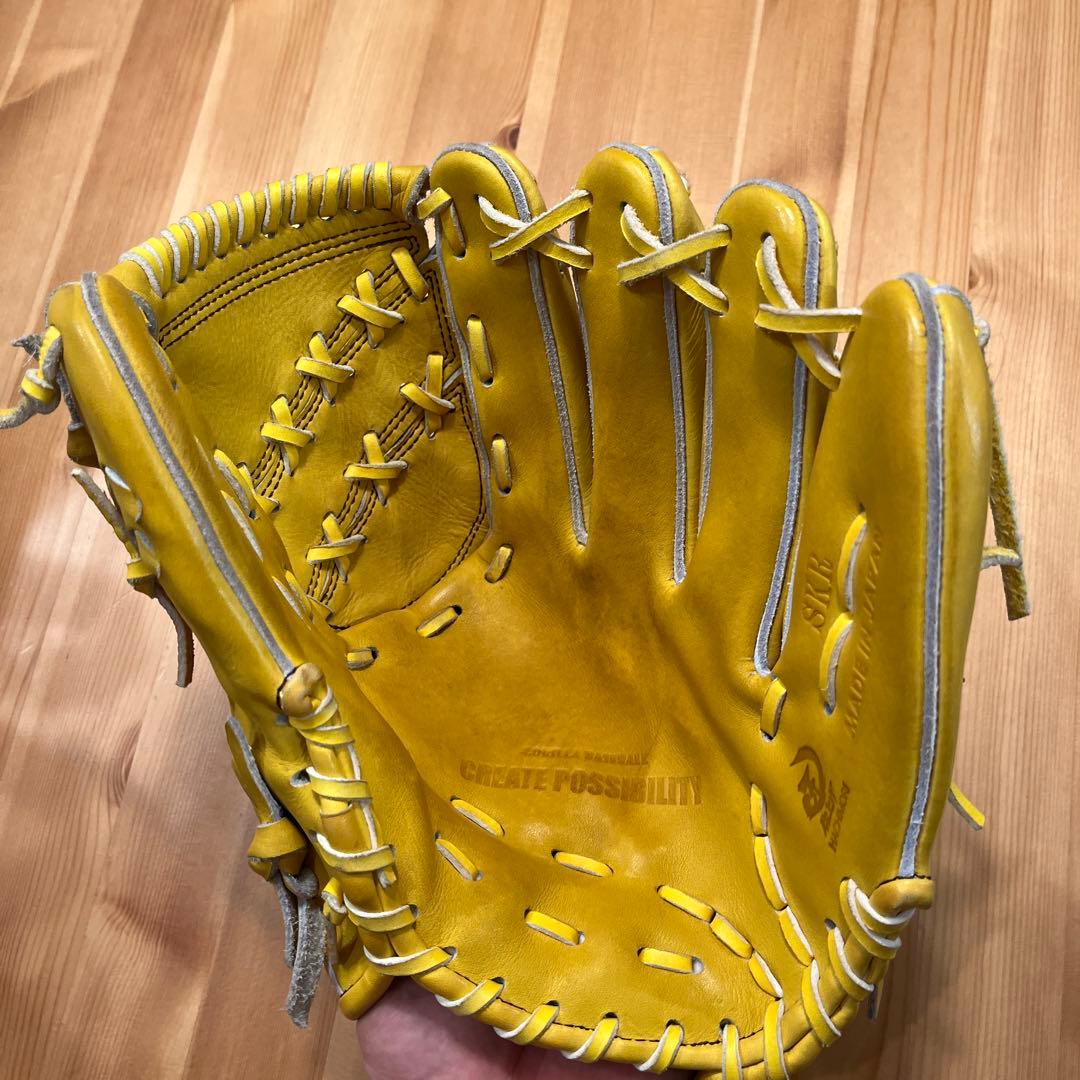 ゴリラ印の野球道具　硬式グローブ　SKR