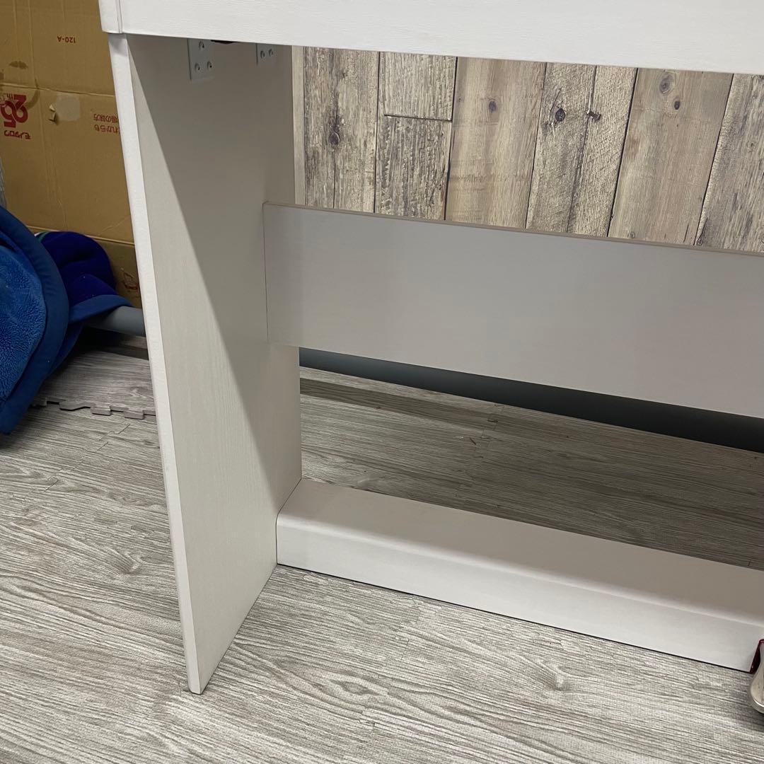 IKTMIアップライト型　88鍵盤電子ピアノ　ホワイト　直接引取歓迎　S1300