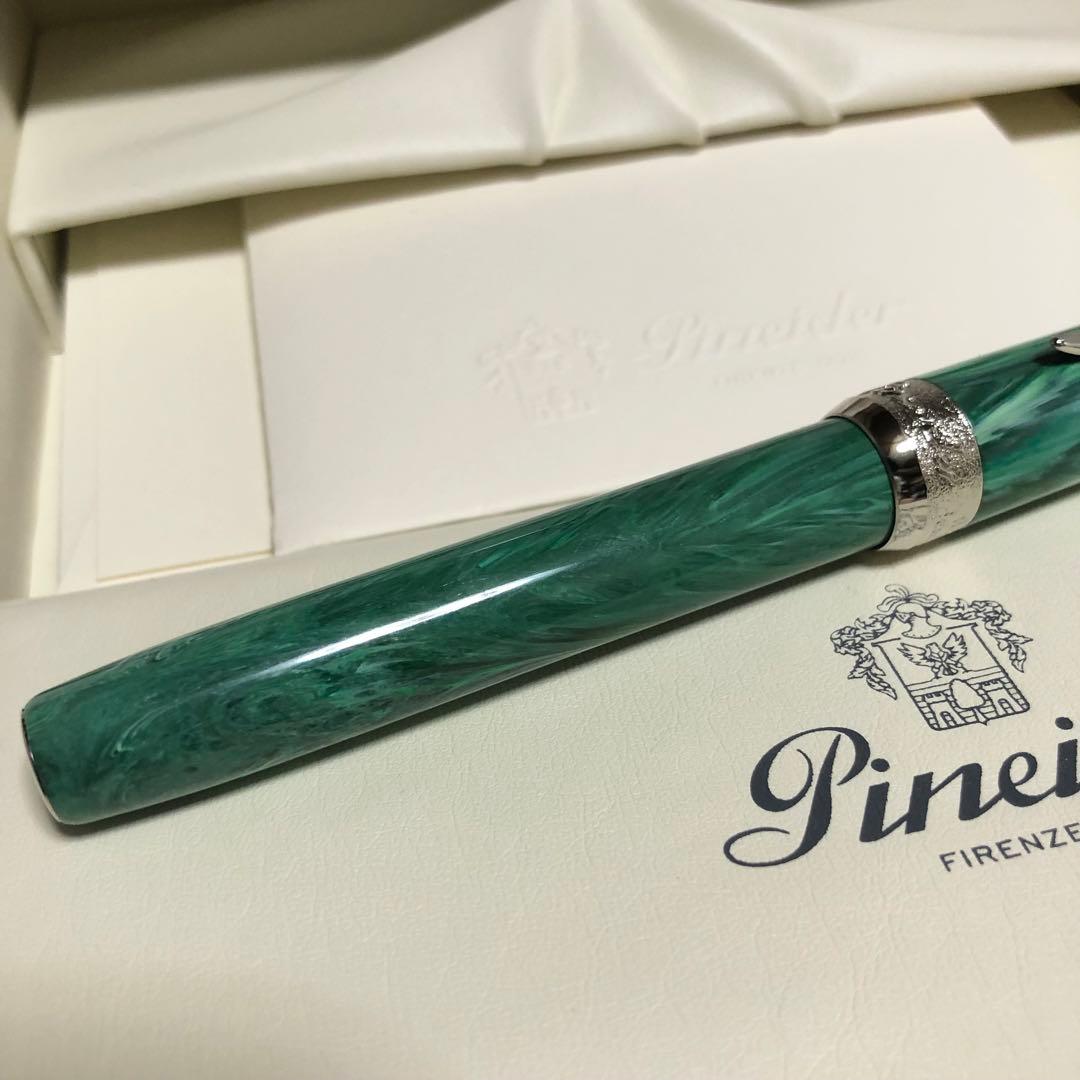 新品未使用 廃番 ピナイダー ジェムストーン 万年筆 マカライトグリーン ニブF