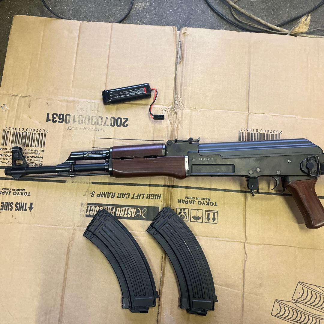 東京マルイ　次世代電動ガン ak47n type3 バッテリー マガジン2本