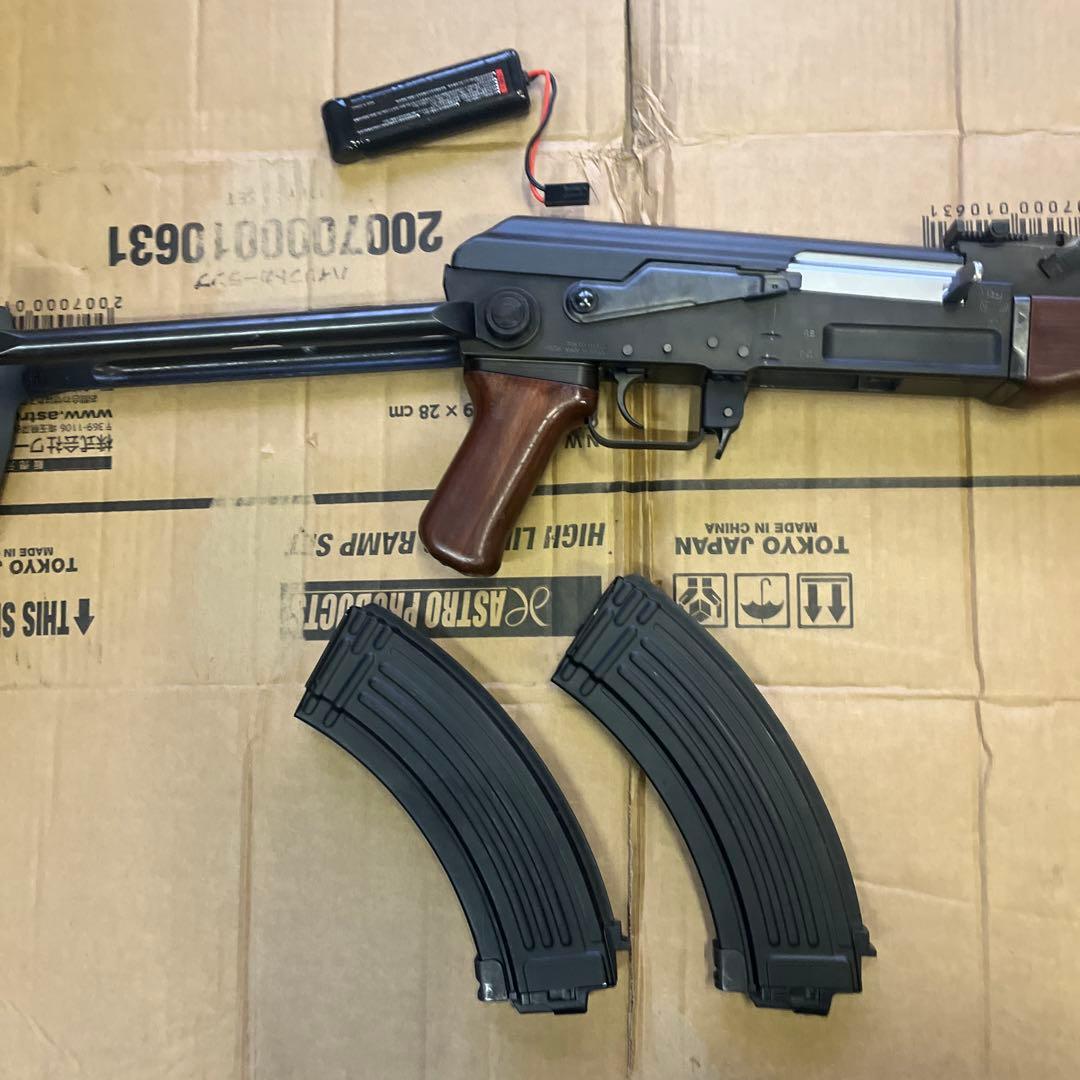 東京マルイ　次世代電動ガン ak47n type3 バッテリー マガジン2本