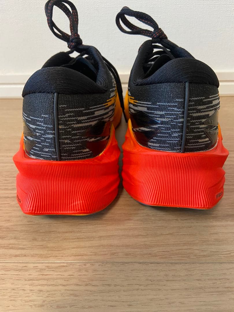 asics アシックス NOVABLAST3 ノヴァブラスト3 26.5㎝