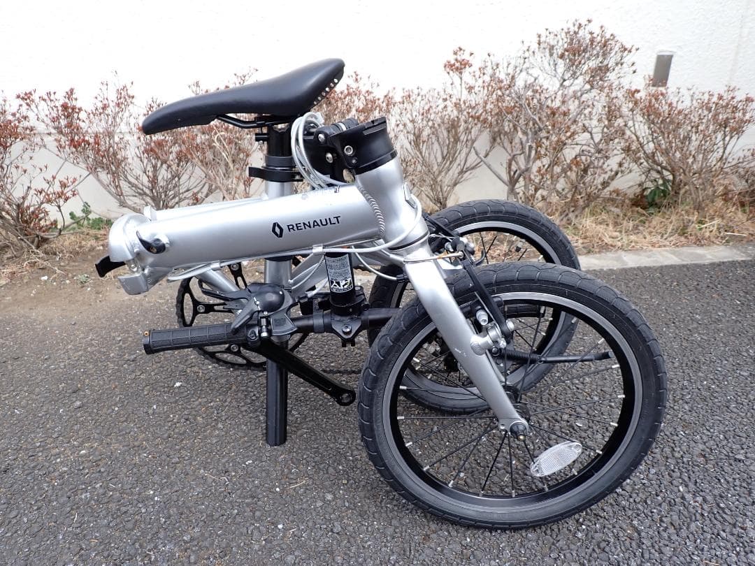 RENAULT PLATINUM LIGHT8 シルバー