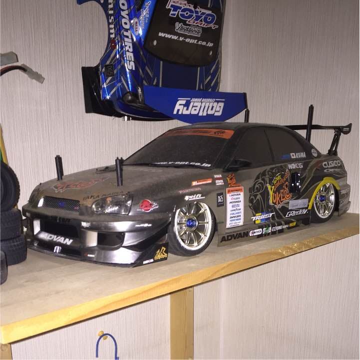 ラジコン ドリフト