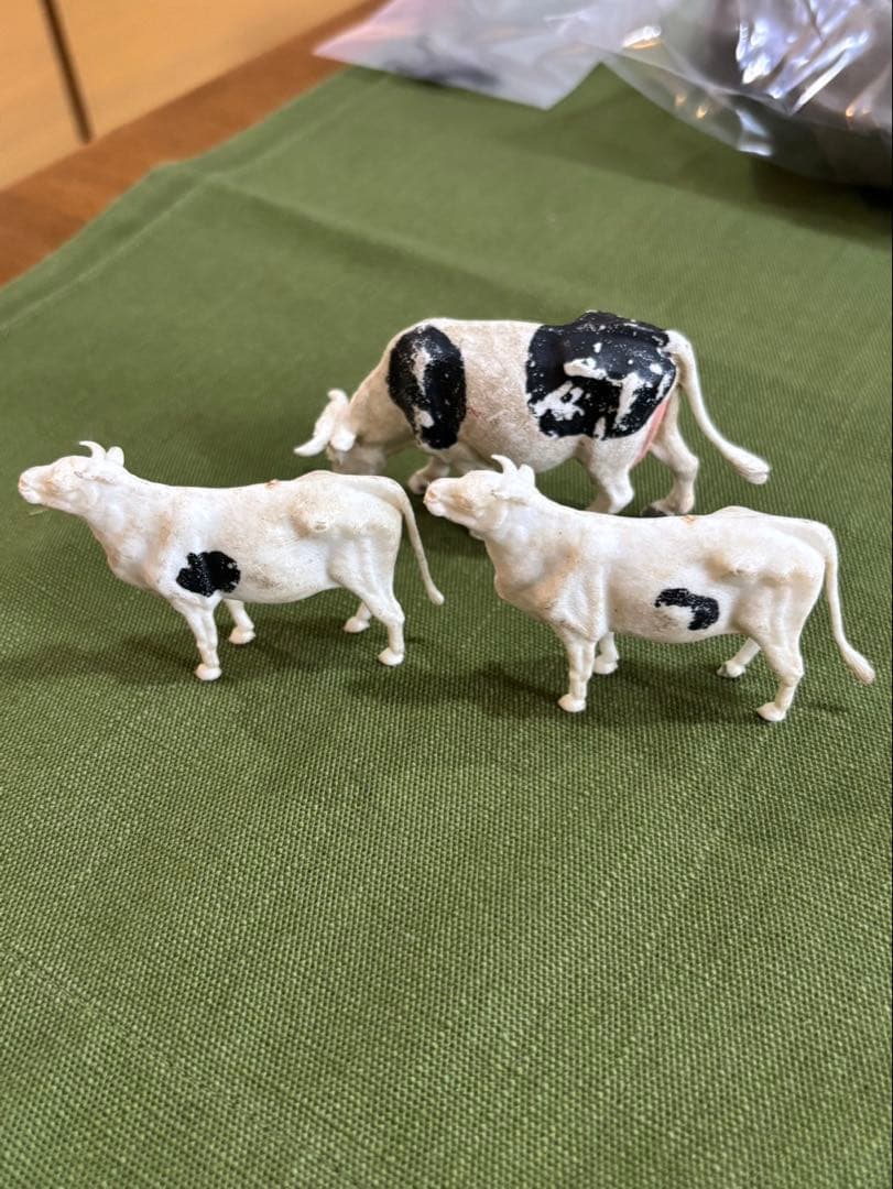 動物　フィギュア