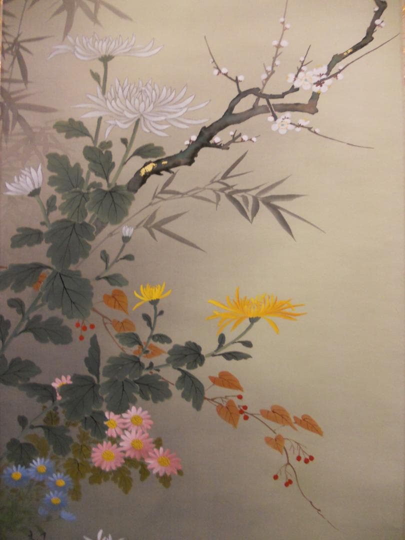 掛け軸 朝山 四君子 絹本 希少 軸装 茶道具 掛軸 美品 です。