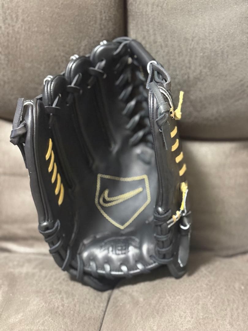 【大特価！！】NIKE硬式用左投げオールラウンドグローブ