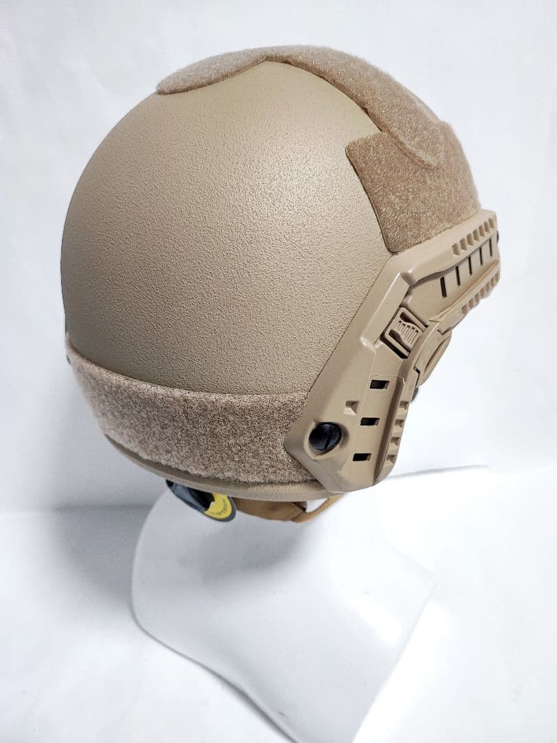 NIJ IIIA レベル3A Fast型 防弾ヘルメット TAN 新品未使用