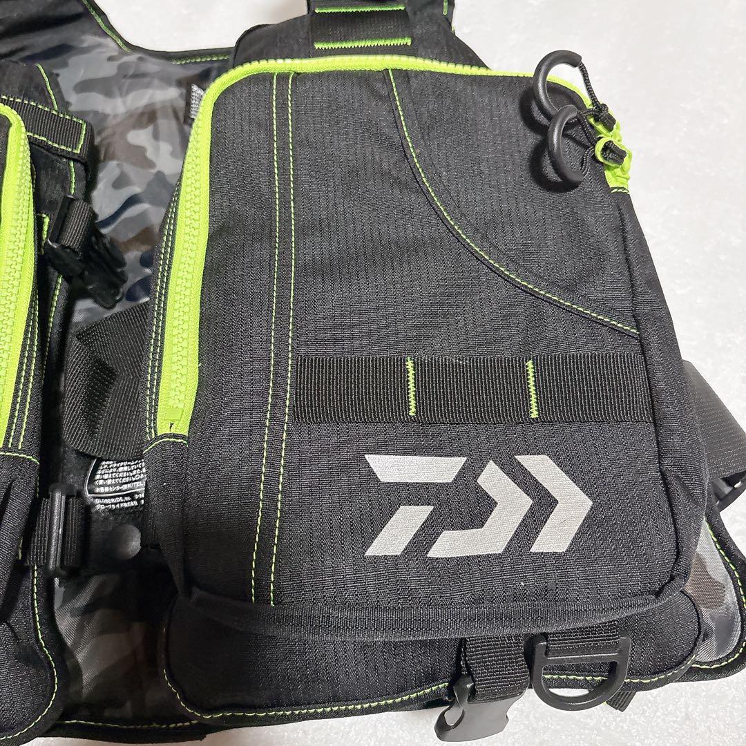 ダイワ ライトフロート ゲームベスト DF-6406