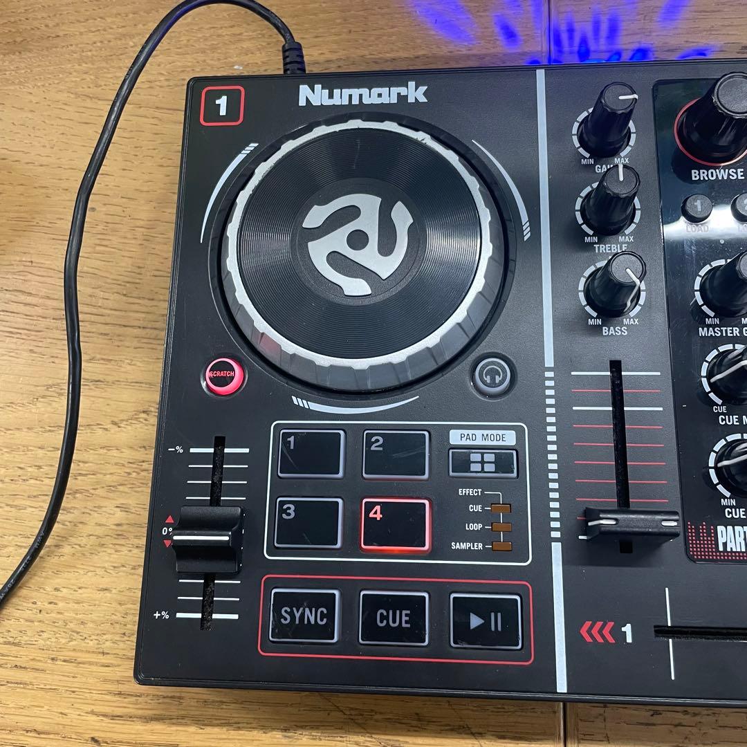 動作品 Numark Party Mix DJコントローラー