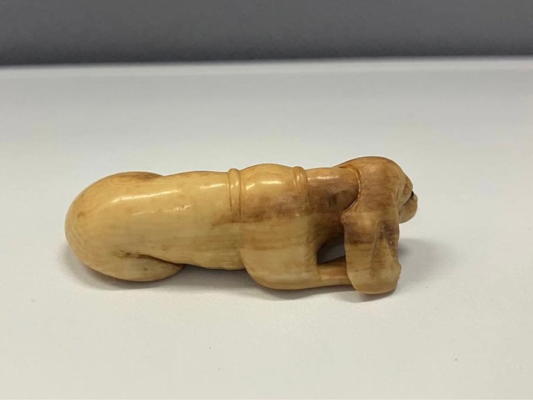 犬　骨董　古物　根付け　根付　ビーグル