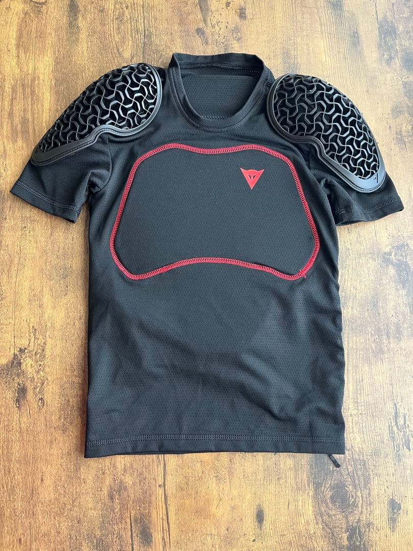 ダイネーゼ SCARABEO PRO TEE プロテクター　サイズJM（子供用）