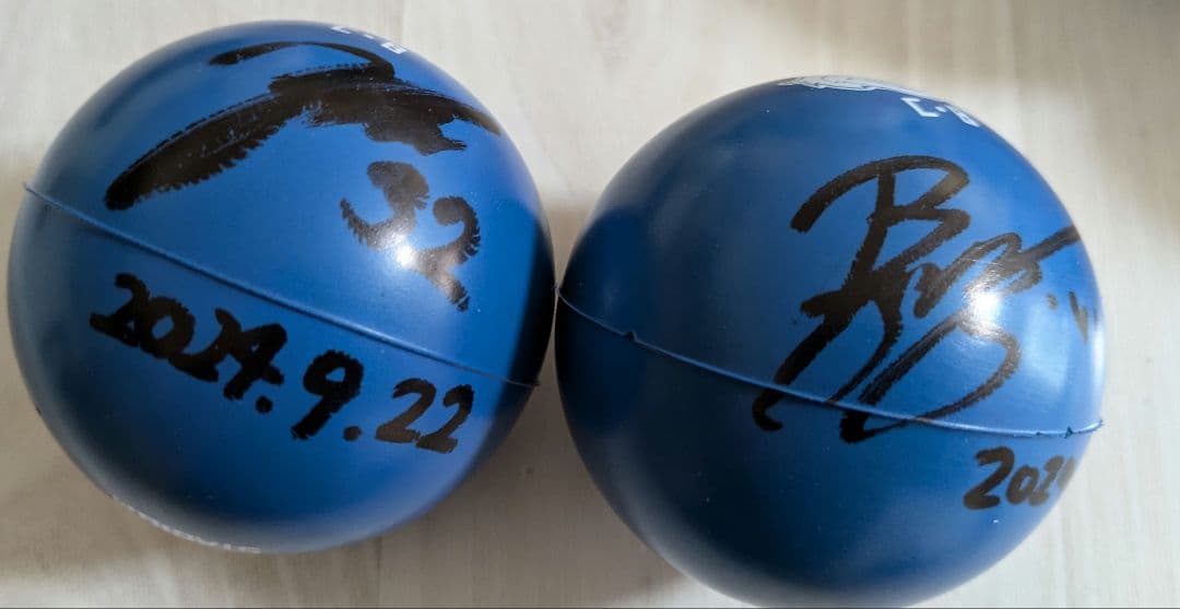 北海道日本ハムファイターズ【直筆サインボール　ロドリゲス＆黒木　２個】投げ込み