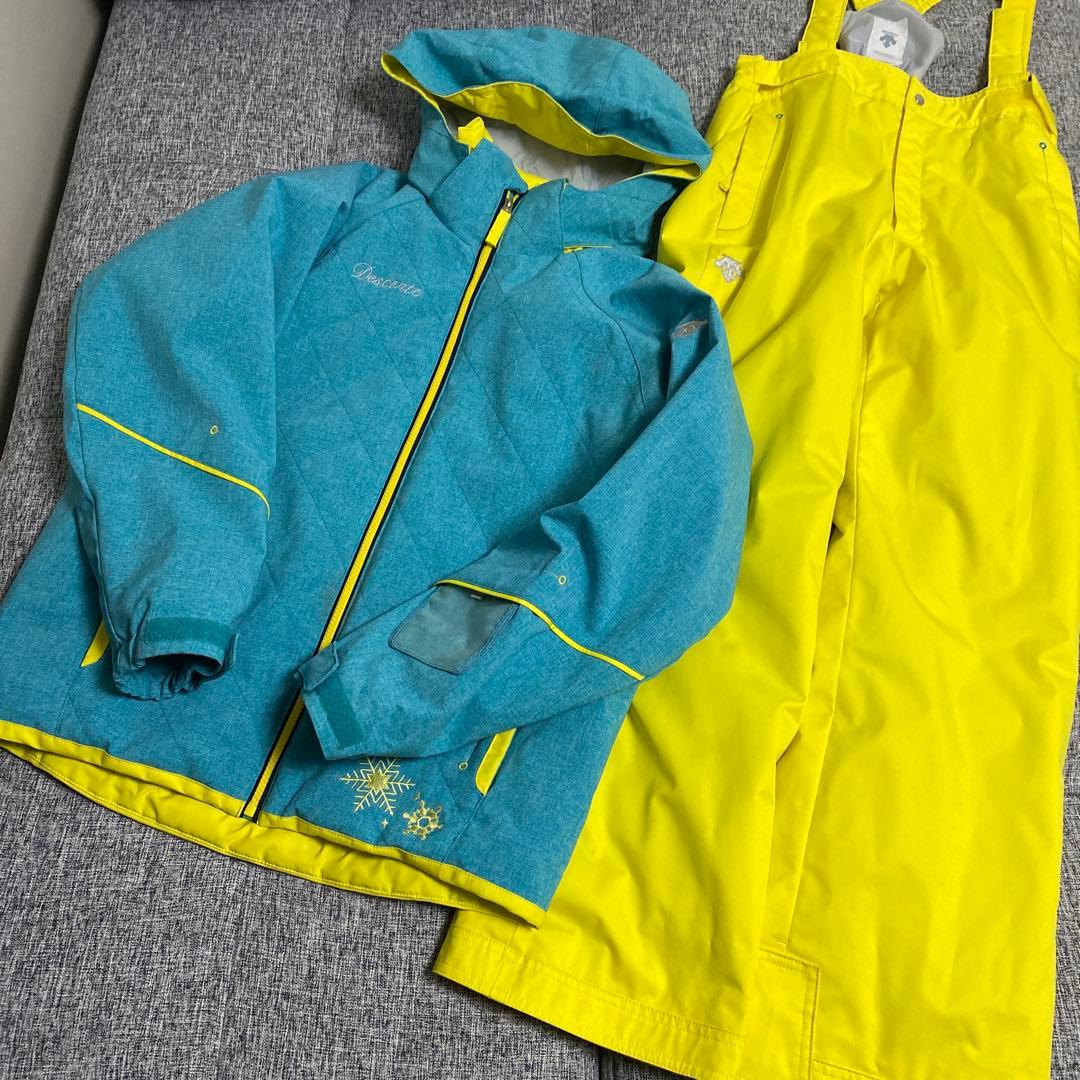 美品　デサント　スキーウェア　160
