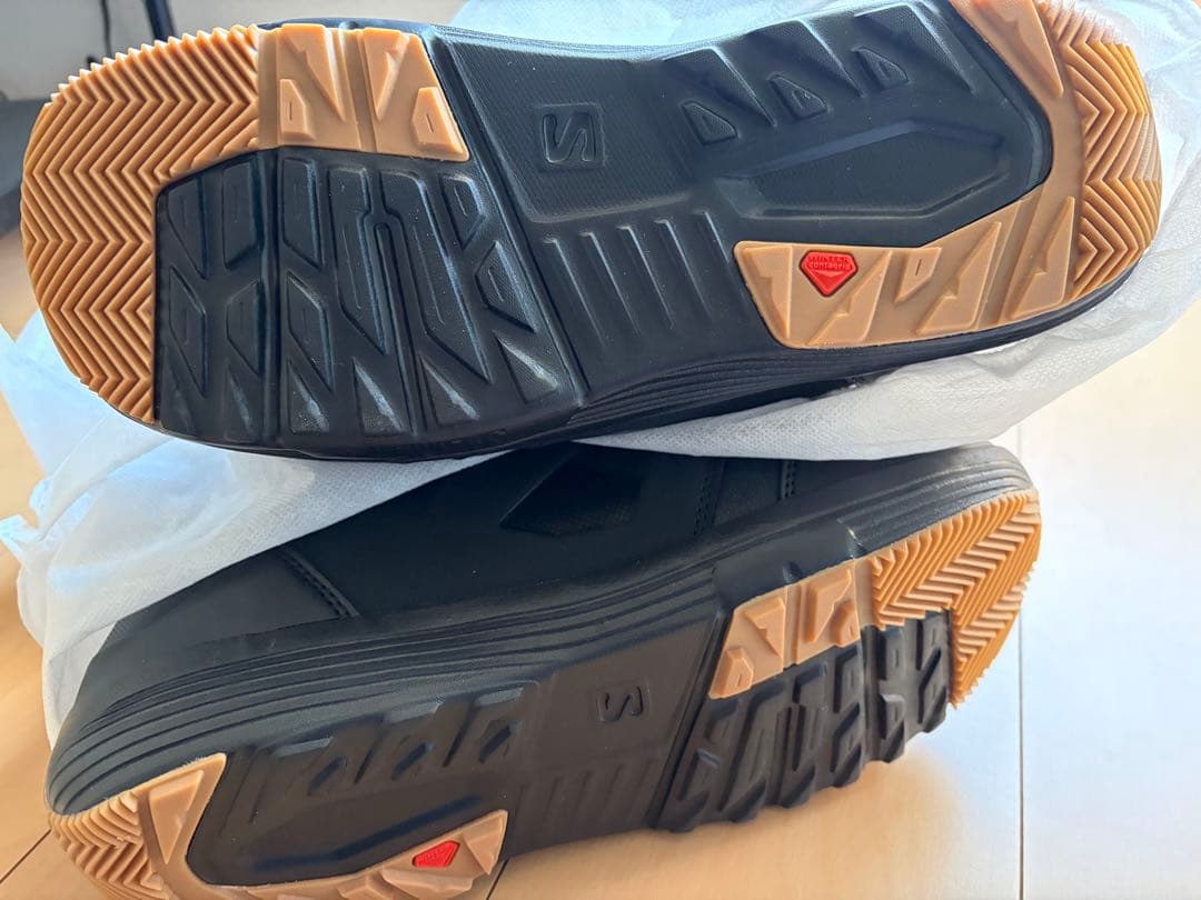 【未使用品】SALOMON LAUNCH スノーボードブーツ