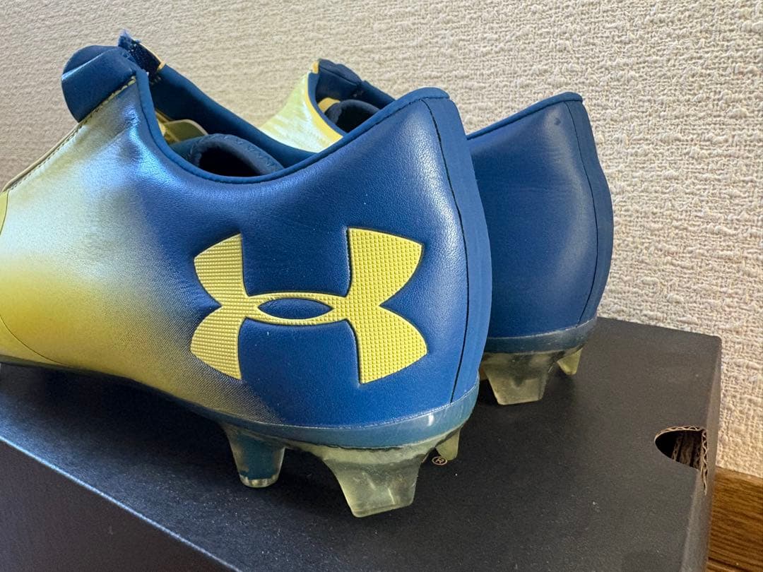 UNDER ARMOUR サッカーシューズ イエロー/ブルー