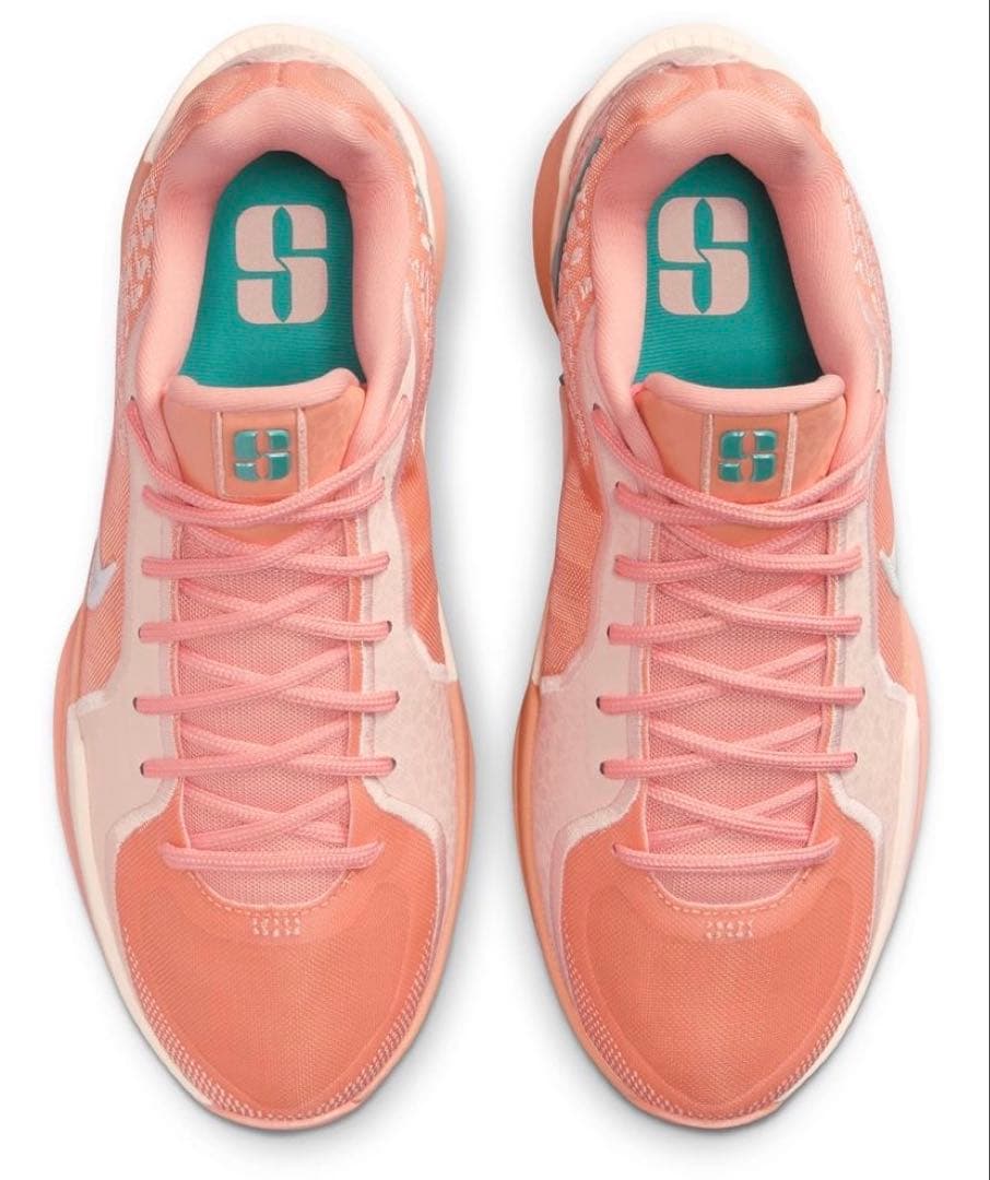 ナイキ ウィメンズ サブリナ 2 25.5㎝