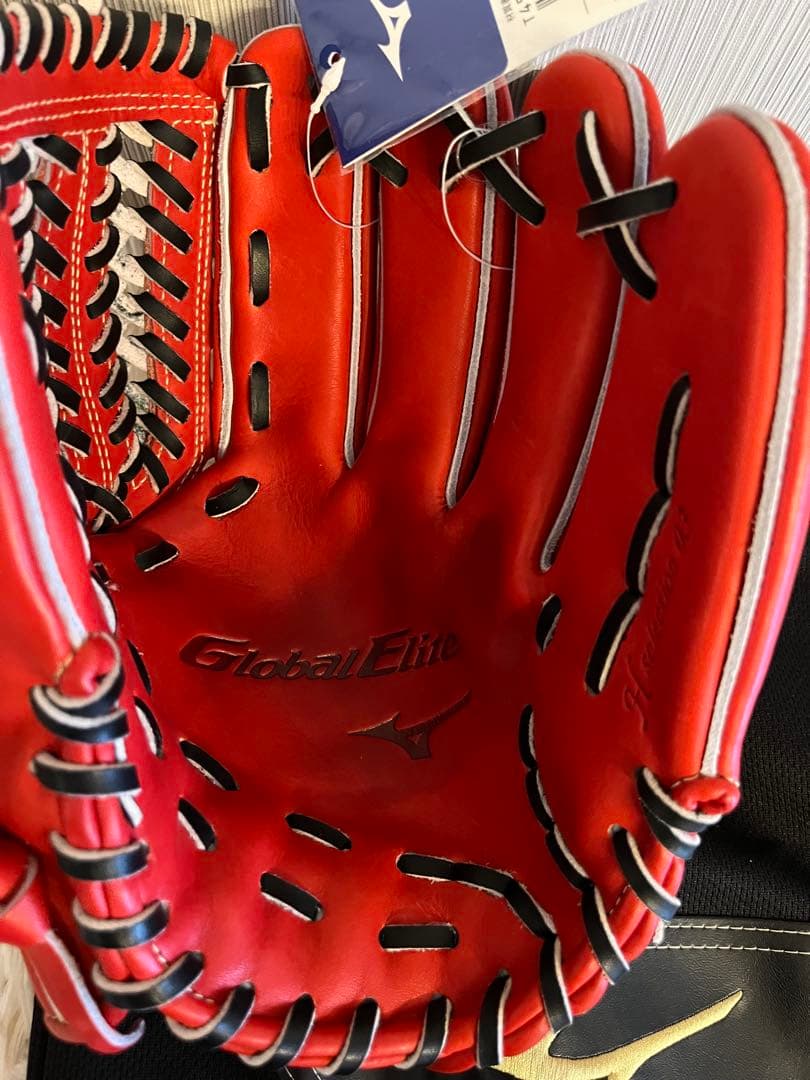 未使用 野球 硬式 グローブ 内野手 10 赤 ケース付き