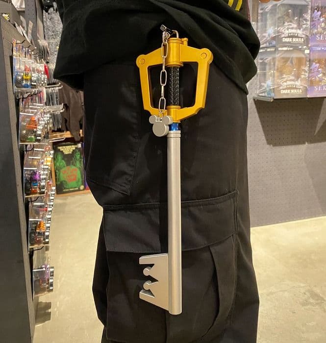 【新品・未開封品】ライトアップキーブレード　キングダムチェーンVer. 2　③