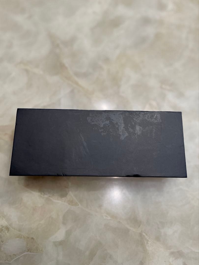 ❣️入手困難ラデュレ ラクロワコラボフェーヴガレットデロワ