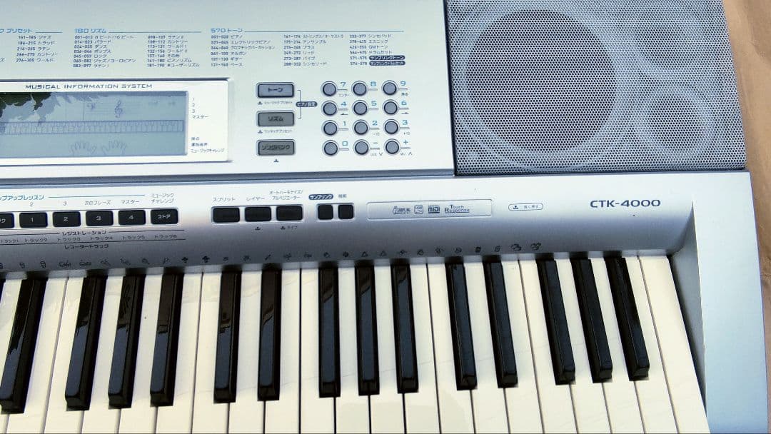 CASIO CTK-9000 61鍵電子キーボード　中古