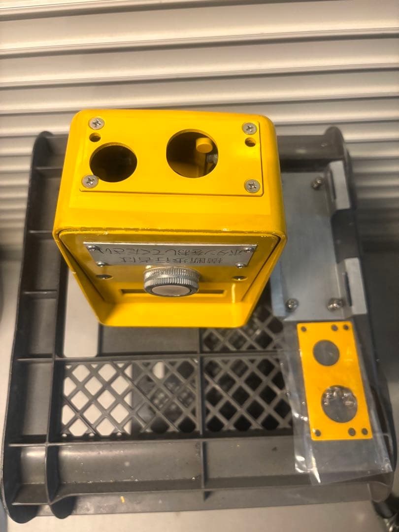 歩行者押しボタン　日本信号株式会社　本物