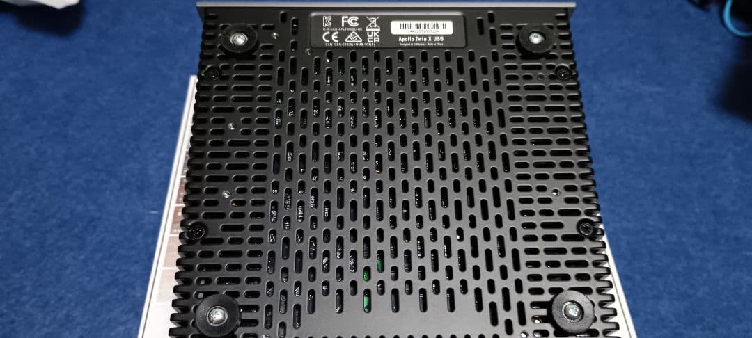 新中古　Apollo Twin X usbオーディオインターフェイス　UA