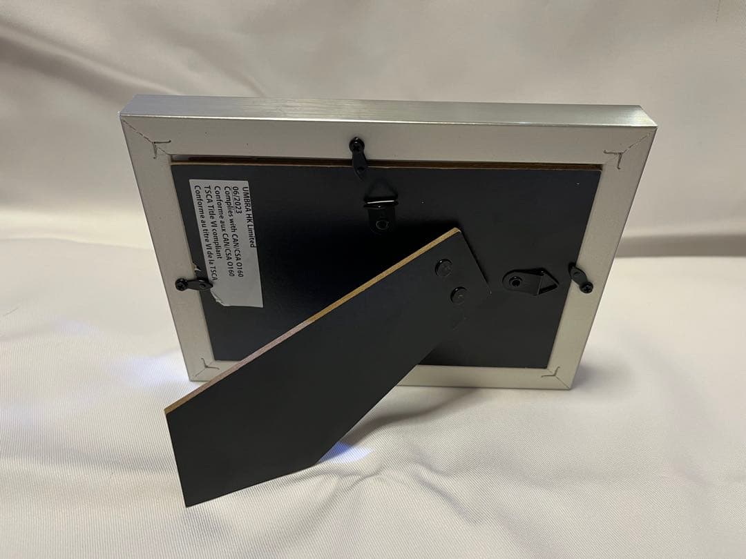 アルミフレーム入り絵画