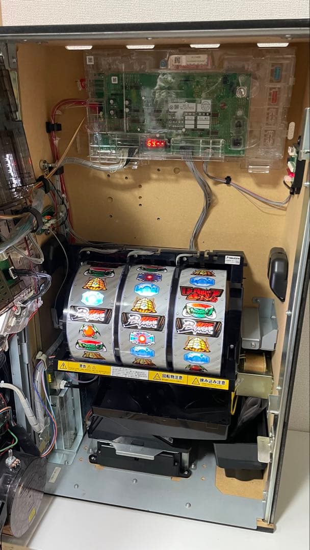 パチスロ仮面ライダーBLACK /スロット実機