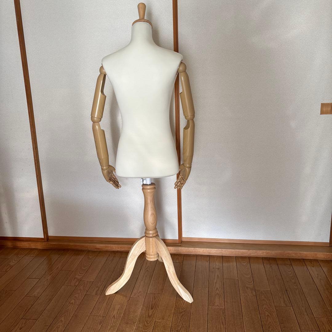 値下げしました！レディース　マネキン　トルソー 腕付き 可動式　女性９号〜11号