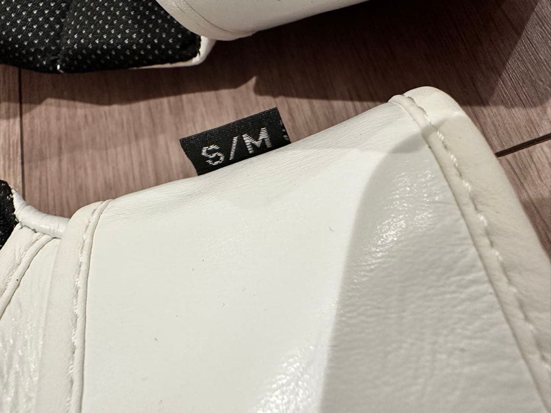 DYNASTY Diamond Pro MMA グローブ S/M ホワイト 新品