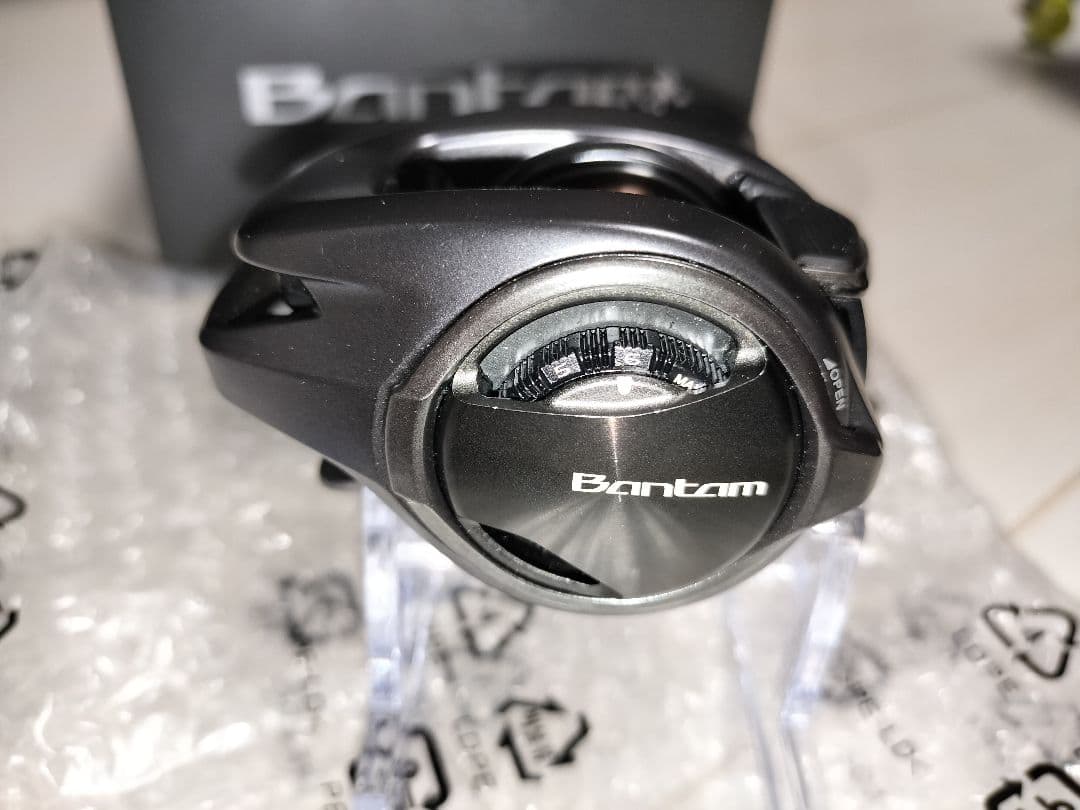 美品　シマノ　22バンタム　HG 右巻き