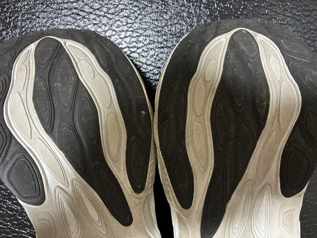 フレッシュフォームX1080V14（27.5cm）