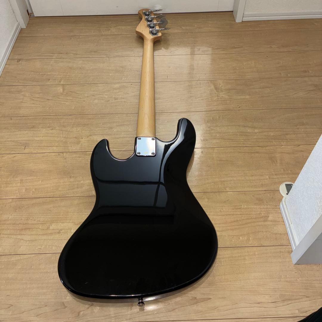 バッカス　ユニバースシリーズ　ジャズベースタイプベースギター　調整済み