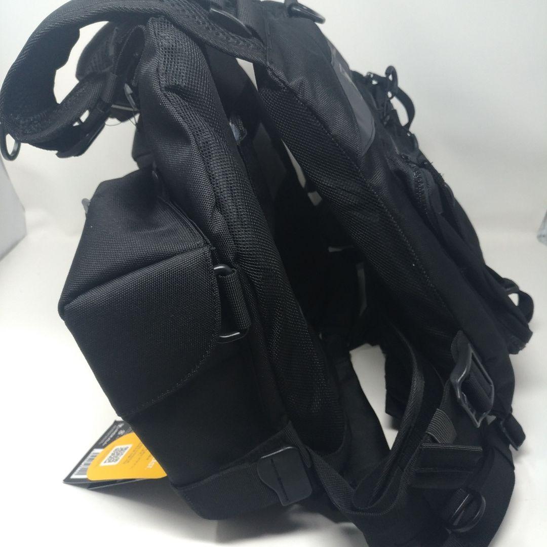 JACKALL ブラック　バーサタイル　ゲームベスト 釣り　ライフジャケット