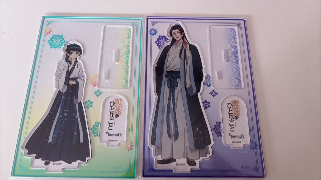 新品　薬屋のひとりごと　アクスタ トモズ 猫猫 壬氏　非売品色紙付　２個