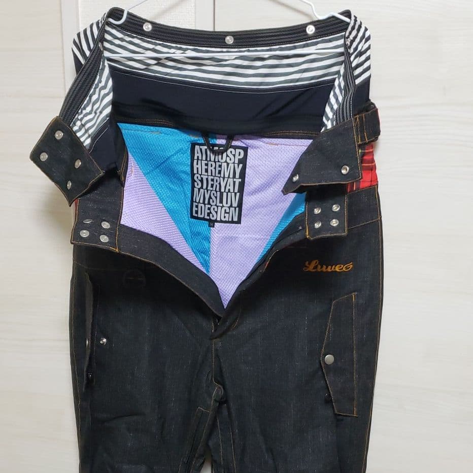 スノーボードパンツ