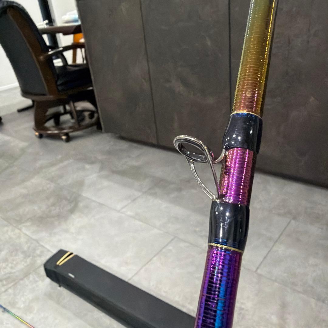 ワールドシャウラリミテッド １７０４Ｒ