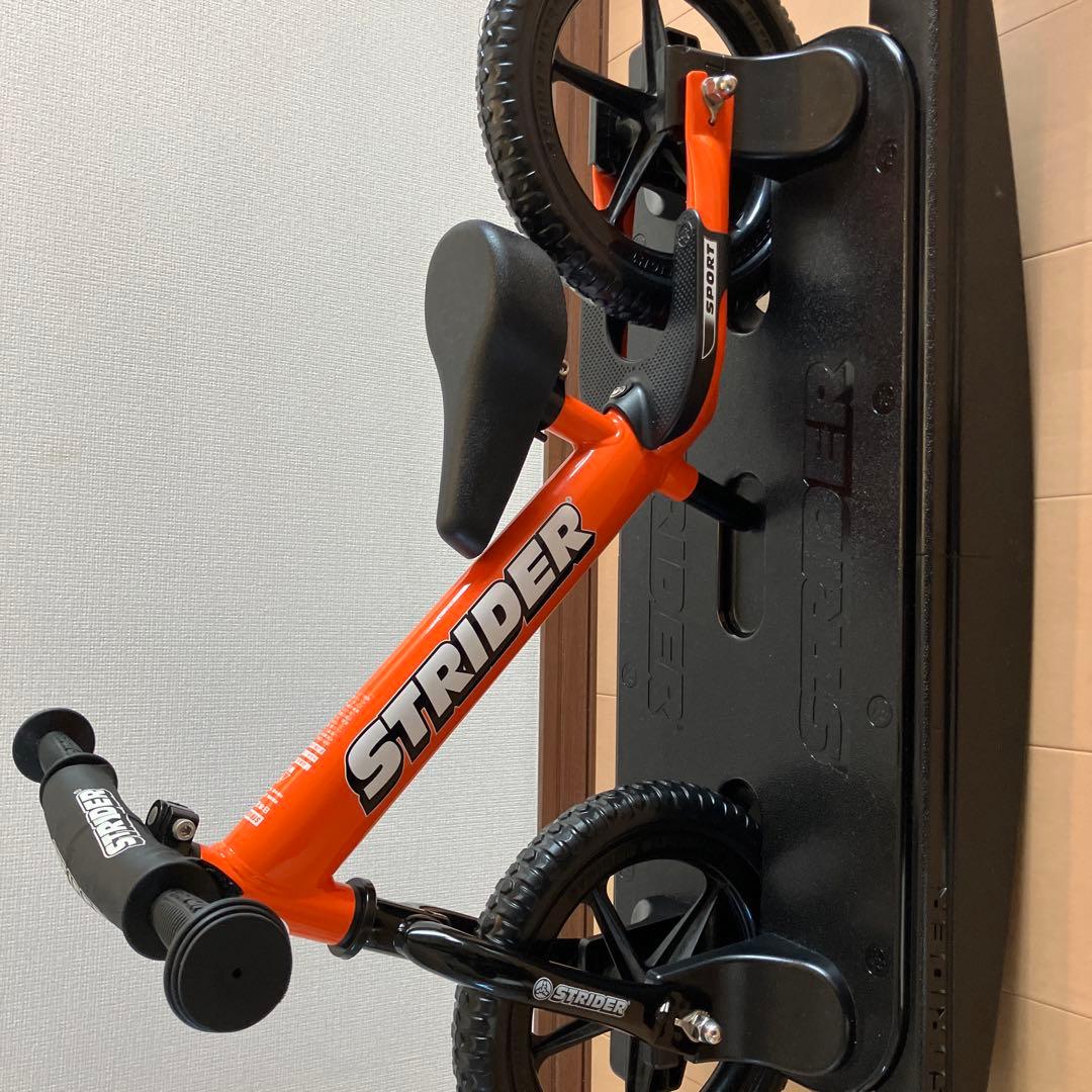 STRIDER オレンジ バランスバイク【ロッキングベース付き】