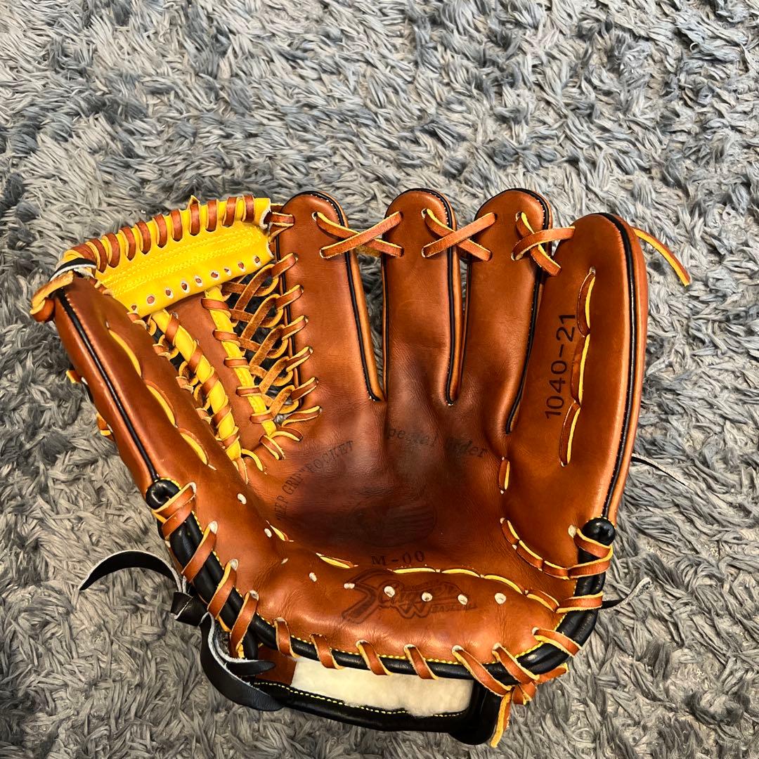 鳥谷引退記念グラブ　スラッガー　M-00