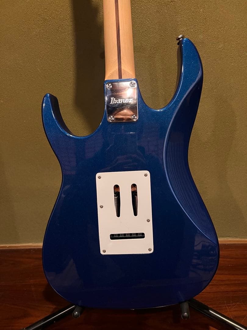 Ibanez エレキギター ブルーメタリックSSHピックアップ
