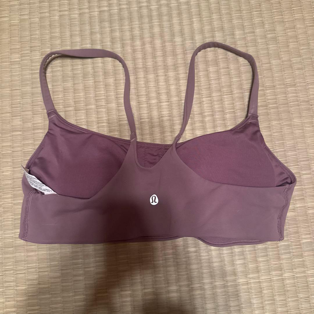 Lululemon パープル スポーツブラ