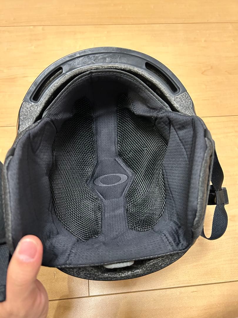 【BOA搭載】オークリーOakleyスノーボードヘルメット MOD1 Mサイズ黒